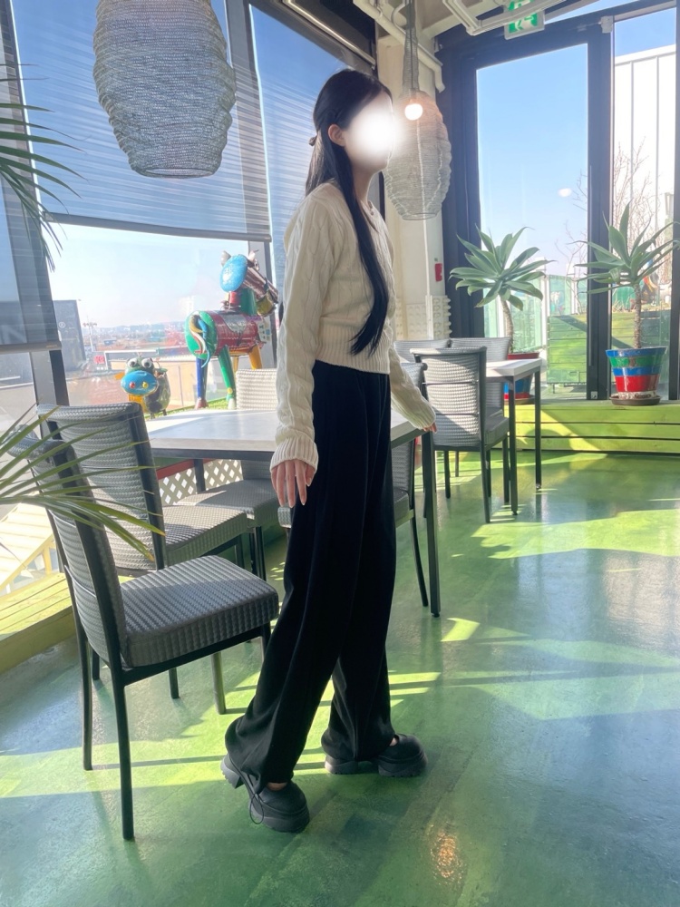 🌱봄신상🌱여리핏 🌸체리 꽈배기 기본 라운드 긴니트🌸